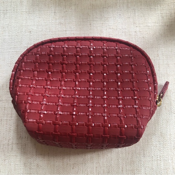 Longaberger Homestead small red woven look zip top wallet with attached mirror - Picture 2 of 6